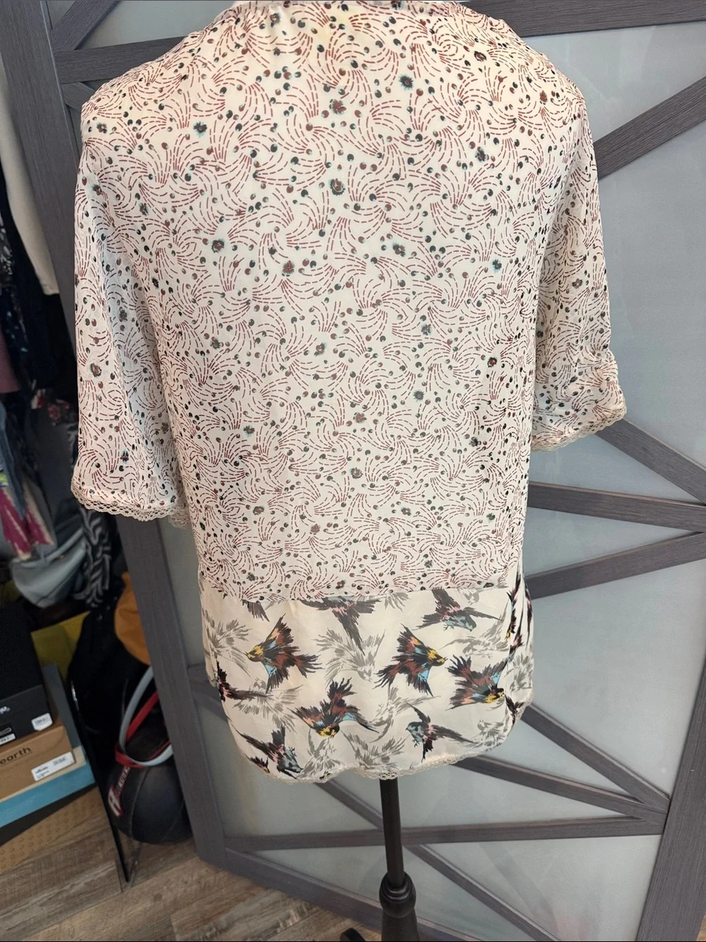 fig and flower Beige Floral Bird Print Lace-Trim Tunic